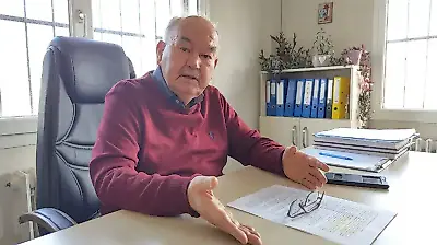 Burhan Özfatura'dan acı haber! 83 yaşında hayatını kaybetti