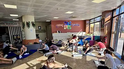 Genç İzmir'in 'Yoga Saati'