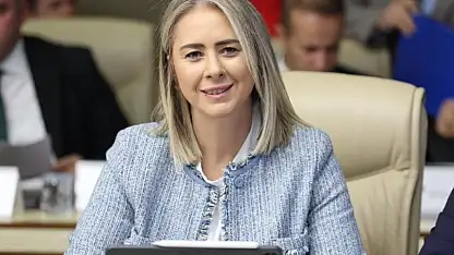 AK Partili Çankırı'dan da Başkan Tugay'a 'çöp' tepkisi 'Bir yönetim iflası'