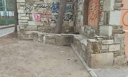 Bornova Büyükpark'ta çevre kirliliği tepki çekiyor
