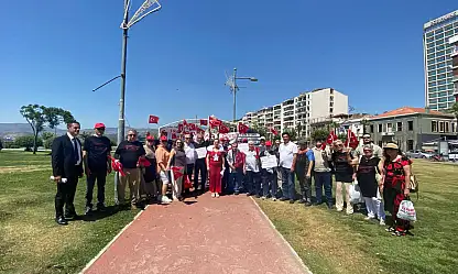 Çamerya'da katledilen Arnavutlar İzmir'de anıldı