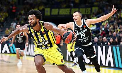 Fenerbahçe, Partizan'ı 74-65 yendi