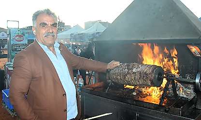İzmir'de Erzurum rüzgârı: 5 ton cağ kebabı satılması hedefleniyor