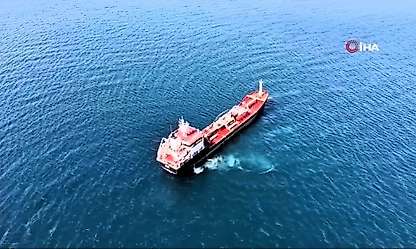Marmara Denizi'nde batan gemiyle ilgili arama çalışmalarında bir kişinin cansız bedenine ulaşıldı