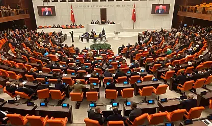 O isimlerin dokunulmazlığı gidiyor mu? Özgür Özel ve Murat Bakan da listede!