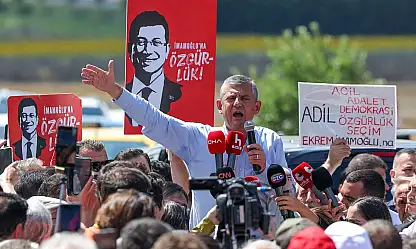 Özgür Özel'den Cumhurbaşkanı adaylığı mesajı: 'Bizden biri cumhurbaşkanı olacak'