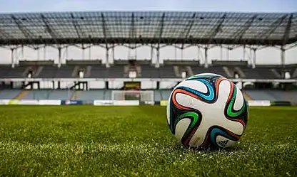 TFF'den sürpriz karar! Ünlü futbolcunun cezası yarıya indirildi