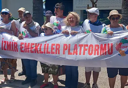 İzmir'de emeklilerden sert tepki: 'TÜİK'in rakamları sahtedir'