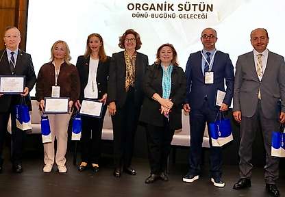 Organik süt Manisa'da masaya yatırıldı: Sürdürülebilir tarım ve gıda güvenliği vurgusu