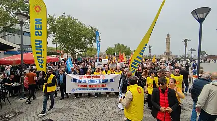 İzmir'de okullardaki şiddete protesto: Eğitim Sendikalarından Bakan Tekin'e istifa çağrısı
