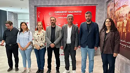 İzmir'de SDS krizi büyüyor: Memurlar çözüm için CHP'ye gitti, yürüyüş uyarısı yaptı