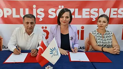 Karabağlar'da işçileri sevindiren TİS imzası: Zam ve yeni sosyal haklar geldi