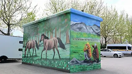 Manisa'da sokaklar sanatla buluştu: Mesir festivali öncesi kent yeniden şekilleniyor