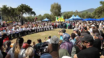 Menderes'te festival coşkusu gökyüzüne taştı