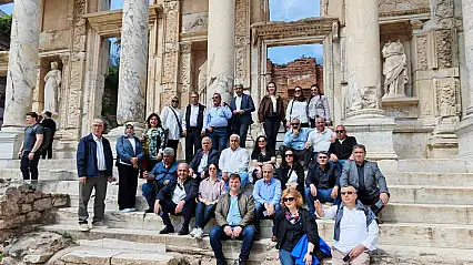 Muhtarlar Akademisi'ne anlamlı final: Selçuk'ta buluştular