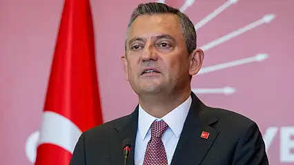 Özel'den Kılıçdaroğlu yönetimine sert eleştiri: 'CHP'yi yüzde 1'lere düşürdüler'