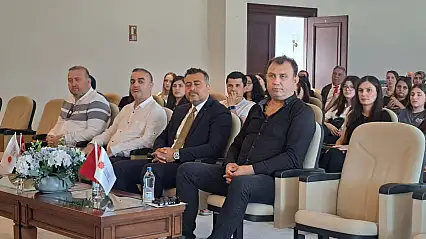 Yarınlara iz bırakan genç gazeteciler ödüllerine kavuştu