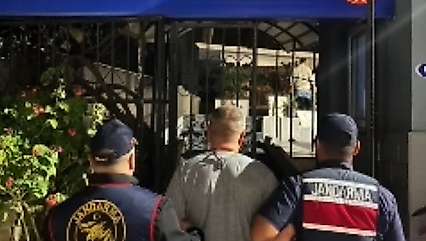 Cinayet şüphelisi gizli bölmede yakalandı