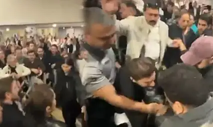 Ahmet Minguzzi davasında tahliye kararına tepki: Anne Yasemin Minguzzi bayıldı