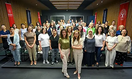 Anneliğin cam tavanı Bornova'da kırıldı!