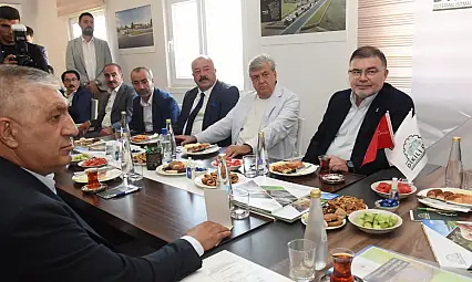 Dikili'nin jeotermal su kuyusu açıldı