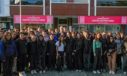 Gaziemir Belediyesi öğrencilere ücretsiz eğitim desteği sunuyor