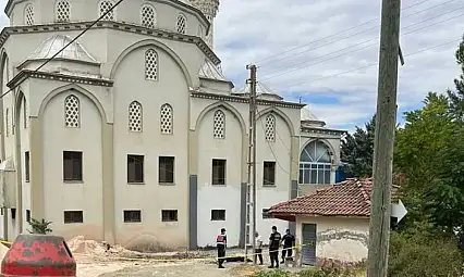 Tadilat yapılan camide feci kaza: 20 metreden düşen işçi hayatını kaybetti