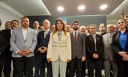 Ülkü Doğan, İYİ Parti İzmir İl Başkanlığı adaylığını açıkladı
