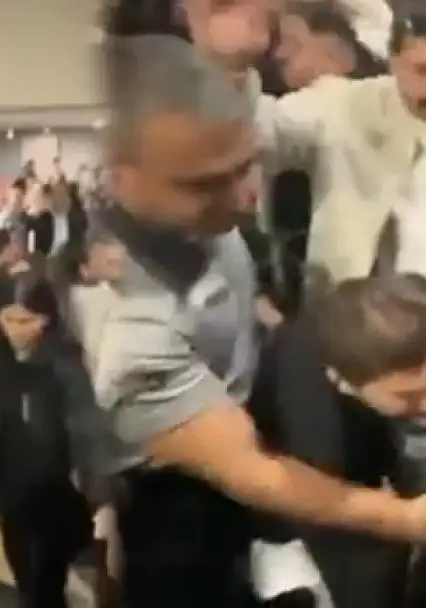 Ahmet Minguzzi davasında tahliye kararına tepki: Anne Yasemin Minguzzi bayıldı