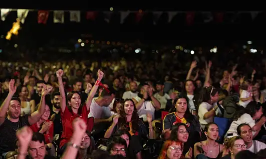 Dünya Kupası heyecanı İzmir meydanlarına taşınıyor