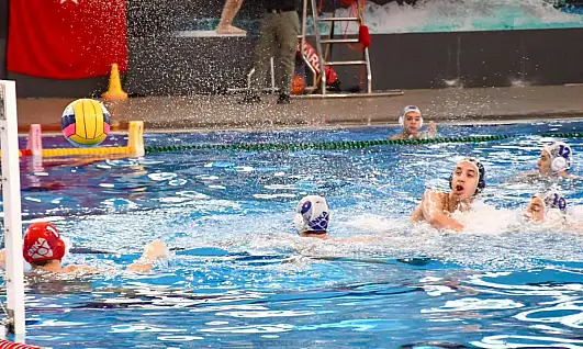 İzmirli sporculardan büyük başarı: Sutopunda derece, judoda madalya yağmuru