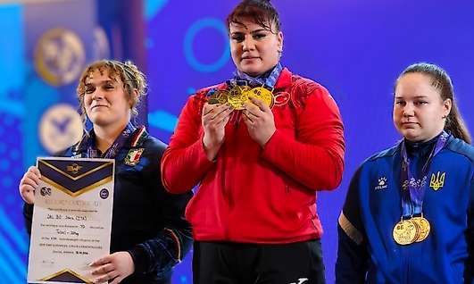 Tuana Süren'den Avrupa Şampiyonası'nda 3 altın madalya!