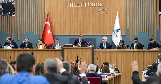 Başkan Cemil Tugay'dan bekleyen kredilere tepki