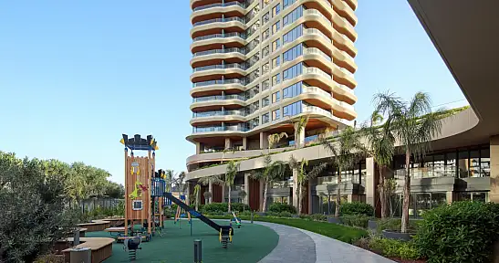 İzmir'in yeni simgesi Folkart Nova'da hayat başladı