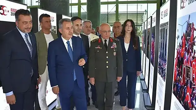 15 Temmuz'un sembol kareleri İzmir'de