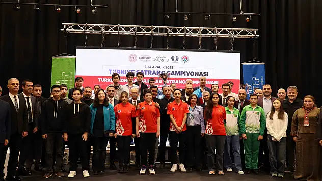 2025 Türkiye satranç şampiyonası ve Türkçe konuşan ülkeler satranç şampiyonası Gaziantep'te sona erdi