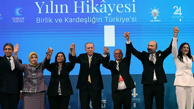 9 belediye başkanı AK Parti'ye katıldı