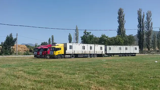 AFAD konteynerleri Sındırgı'da