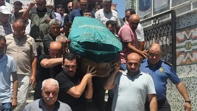 AK Parti İzmir Beydağ Gençlik Kolları Başkan Yardımcısı Burak Çetin hayatını kaybetti