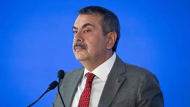 Bakan Tekin 'LGS'den pis koku geliyor diyorlar...'