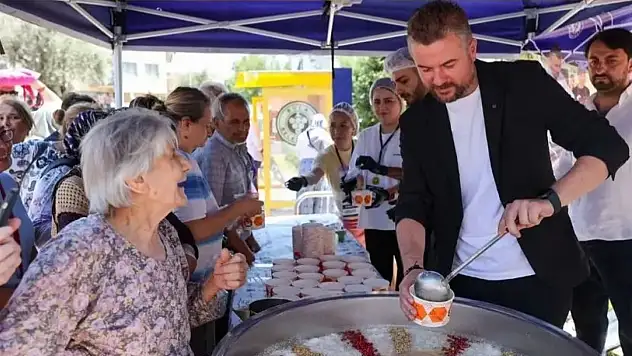 Başkan Görkem Duman'dan aşure ikramı ve birlik mesajı