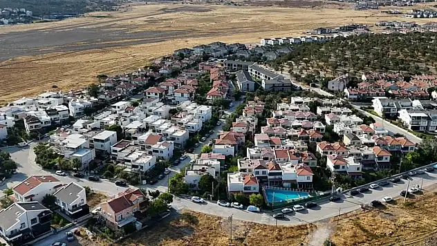 Başkan Mesut Ergin: 'Sarımsaklı'da 30 bin metrekarelik yeni yol tamamladık'