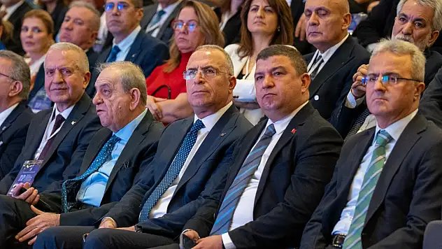 Başkan Okuroğlu: 'Yerel yönetimlerde sürdürülebilir mali yapı artık bir ihtiyaç değil, zorunluluktur'