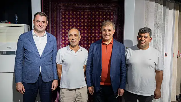 Başkan Tugay Aliağa'da aşure lokmasına ortak oldu