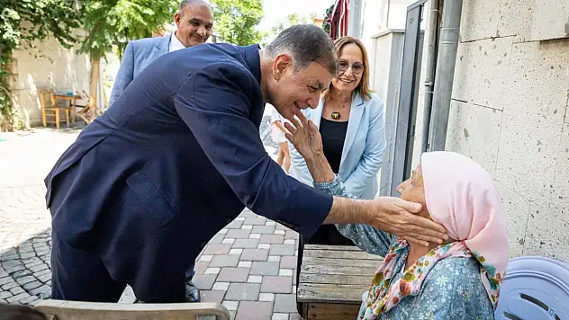 Başkan Tugay Çarşıya İndi!
