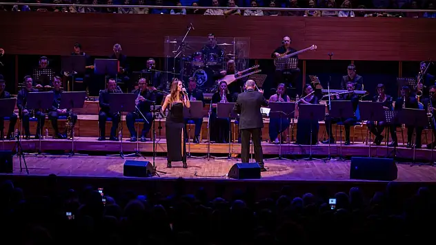 Başkan Tugay: 'İzmir Büyükşehir Belediyesi Konservatuvarını Açacağız'