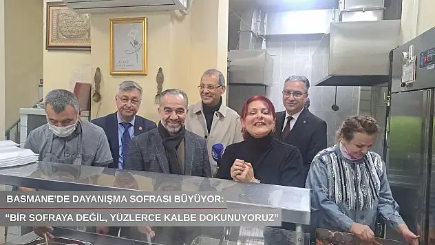 Basmane'de dayanışma sofrası büyüyor: 'Bir sofraya değil, yüzlerce kalbe dokunuyoruz'