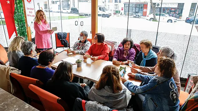 Bayraklı'da yaşlılar haftası programları başladı