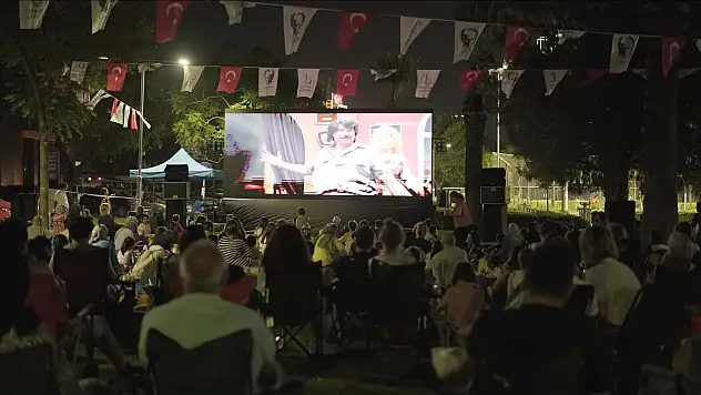 Bayraklı'da yaz coşkusu