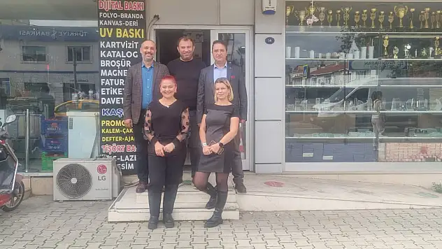 BİK İzmir Müdürü Başeğmez'den Dokuzda 9 ve TV9'a ziyaret